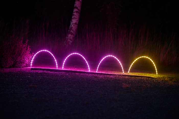 Lysbuer med løpelys 96 LED multi 120 cm 4-pk.